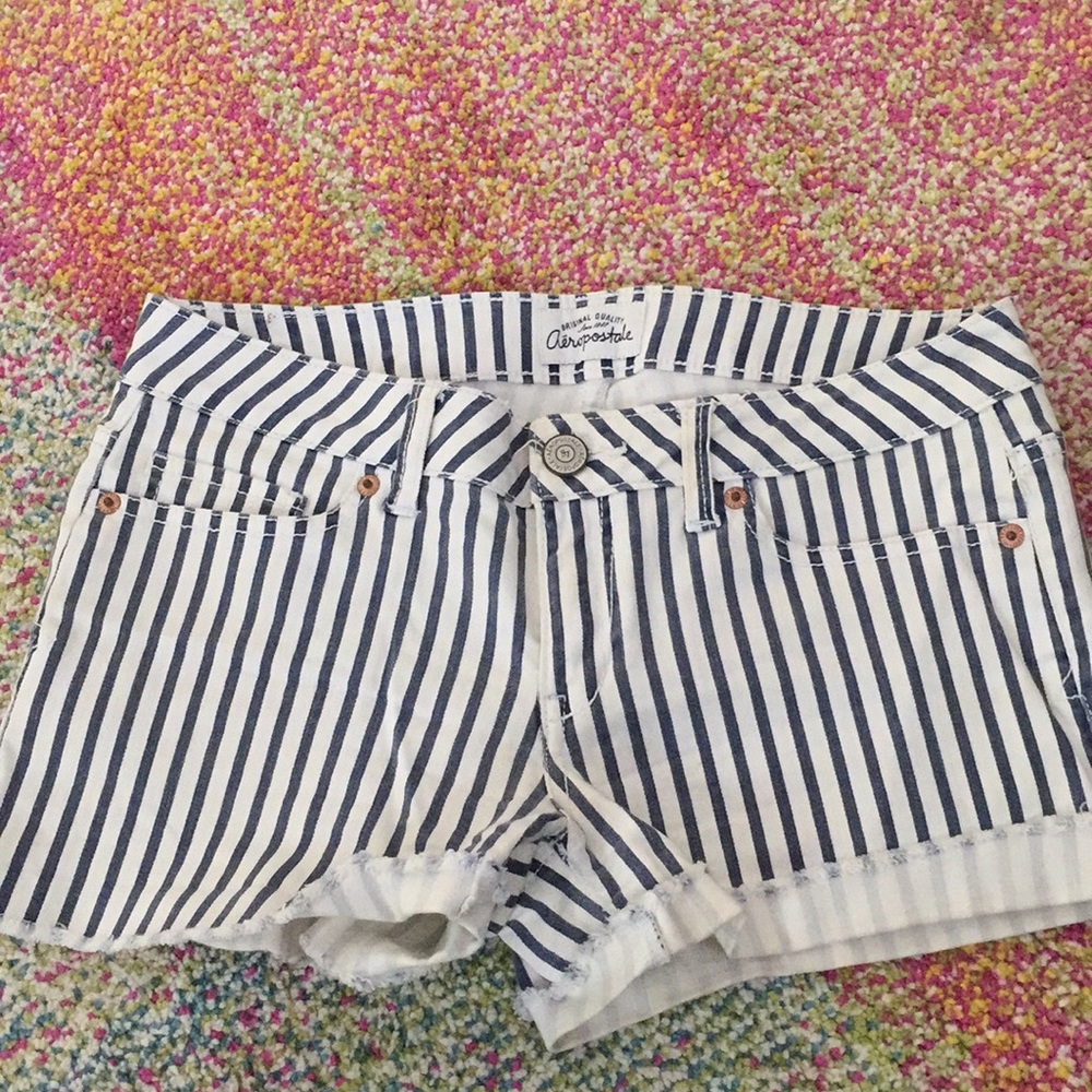 Super cute stripped summer shorts